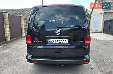 Минивэн Volkswagen Multivan 2015 в 