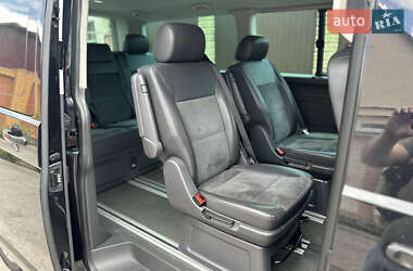 Минивэн Volkswagen Multivan 2015 в 