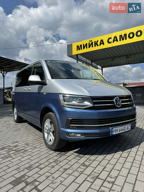 Минивэн Volkswagen Multivan 2018 в Киверцах