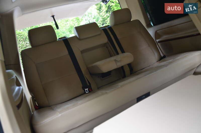 Минивэн Volkswagen Multivan 2008 в Трускавце