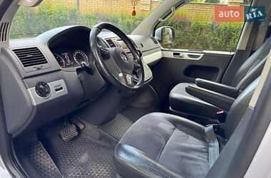 Минивэн Volkswagen Multivan 2012 в 