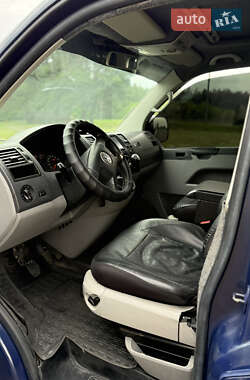 Минивэн Volkswagen Multivan 2005 в 