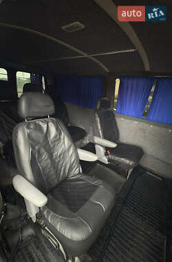 Минивэн Volkswagen Multivan 2005 в 