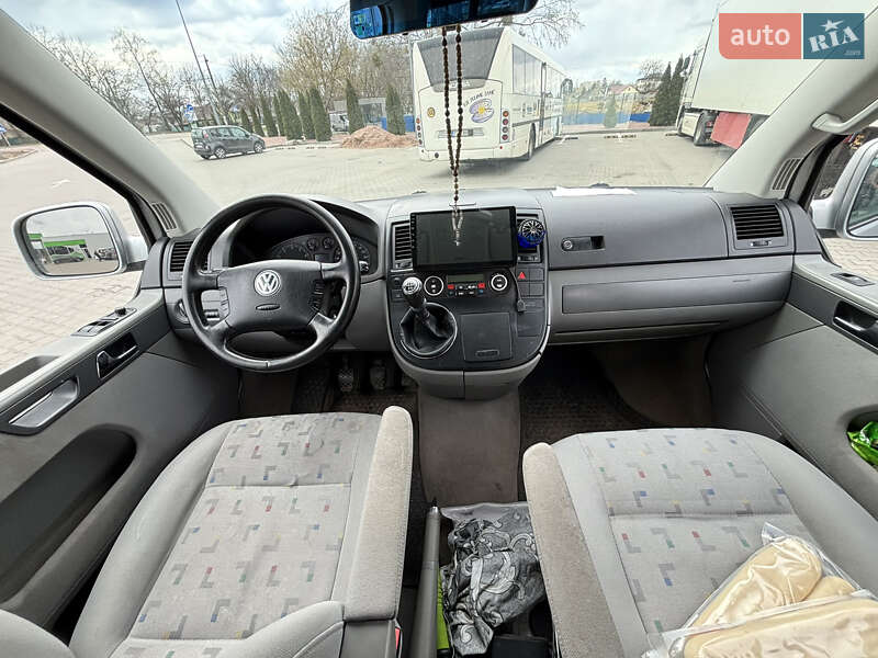 Минивэн Volkswagen Multivan 2005 в Житомире