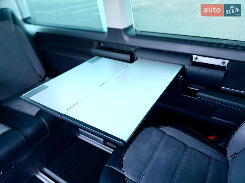 Мінівен Volkswagen Multivan 2020 в Чернівцях