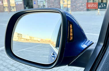 Минивэн Volkswagen Multivan 2020 в 