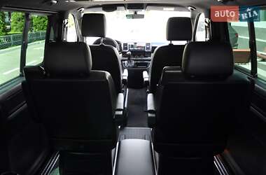 Минивэн Volkswagen Multivan 2015 в 