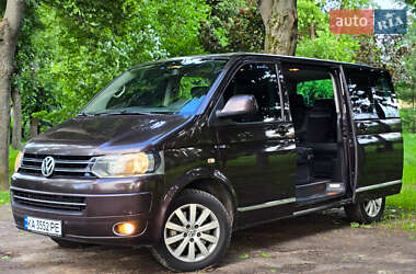 Минивэн Volkswagen Multivan 2010 в 