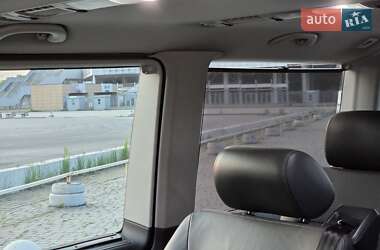 Минивэн Volkswagen Multivan 2012 в 