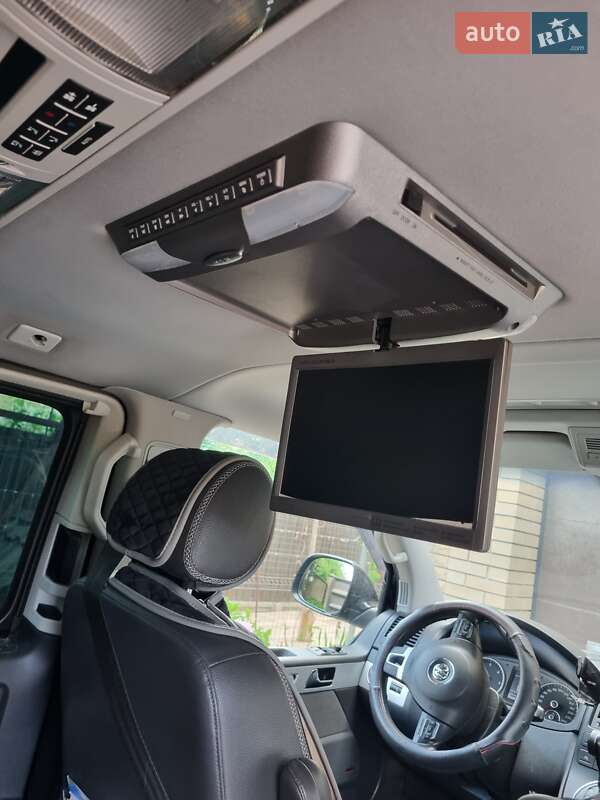 Минивэн Volkswagen Multivan 2011 в Харькове