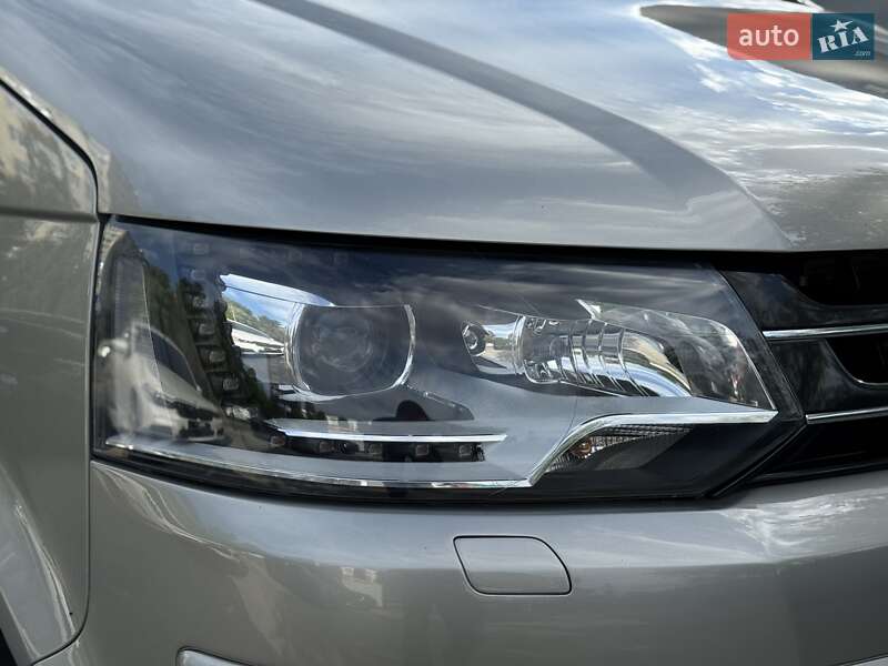 Мінівен Volkswagen Multivan 2011 в Києві