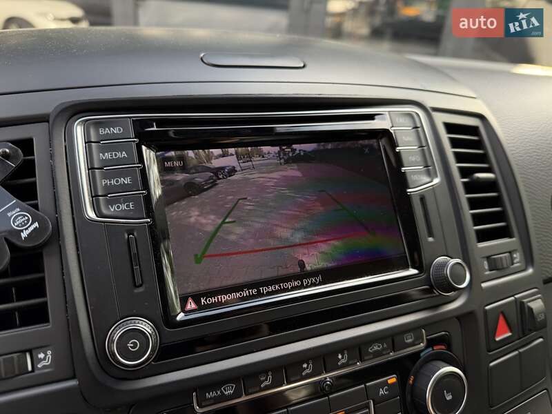 Мінівен Volkswagen Multivan 2011 в Києві