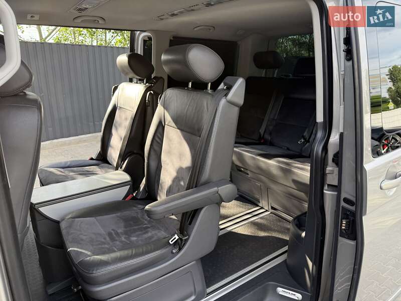 Мінівен Volkswagen Multivan 2011 в Києві