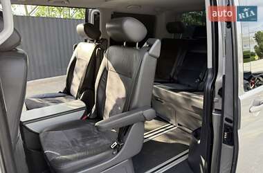 Минивэн Volkswagen Multivan 2011 в 