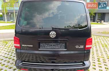 Мінівен Volkswagen Multivan 2012 в 