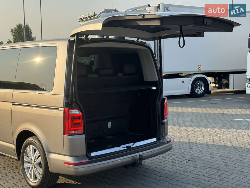 Минивэн Volkswagen Multivan 2018 в Луцке
