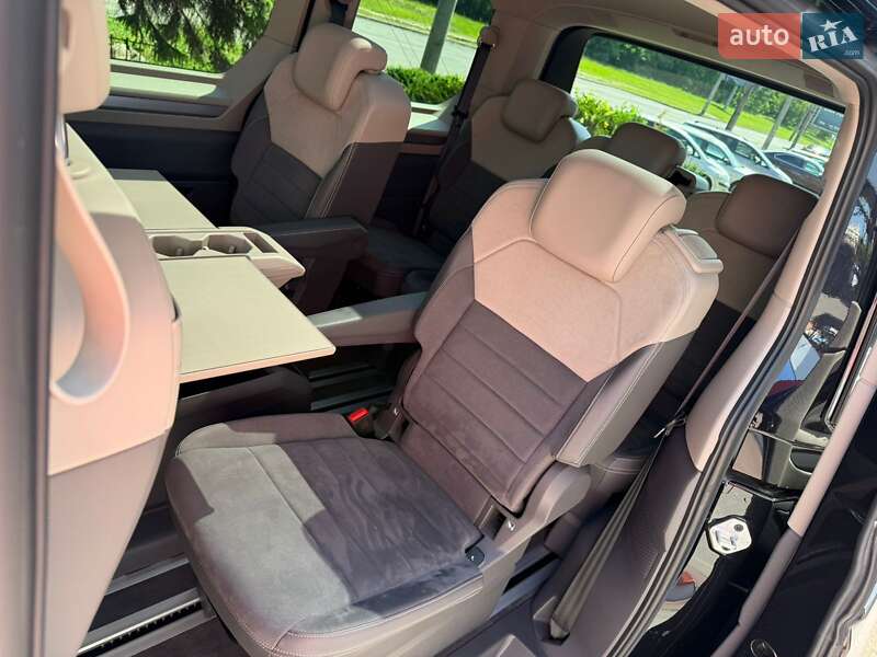 Минивэн Volkswagen Multivan 2023 в Черкассах