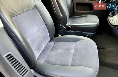 Минивэн Volkswagen Multivan 2009 в 