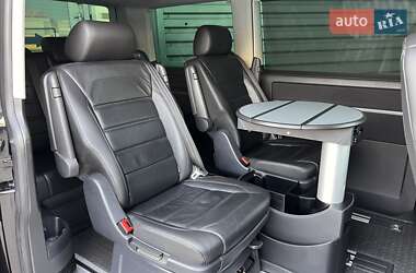 Минивэн Volkswagen Multivan 2016 в 