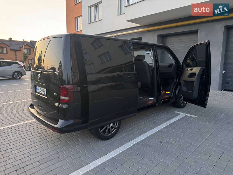 Минивэн Volkswagen Multivan 2010 в Виннице