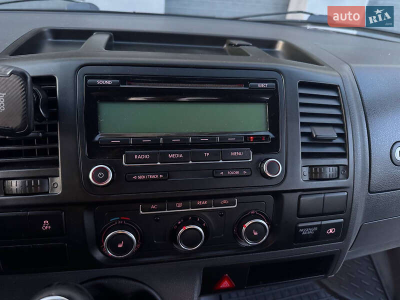 Минивэн Volkswagen Multivan 2010 в Виннице