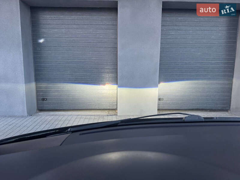 Минивэн Volkswagen Multivan 2010 в Виннице