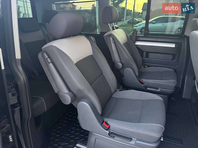 Минивэн Volkswagen Multivan 2010 в Виннице