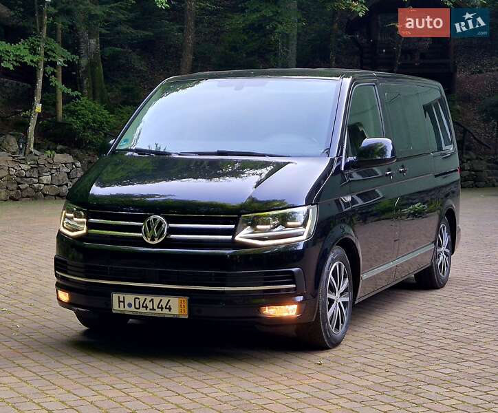 Минивэн Volkswagen Multivan 2017 в Сваляве