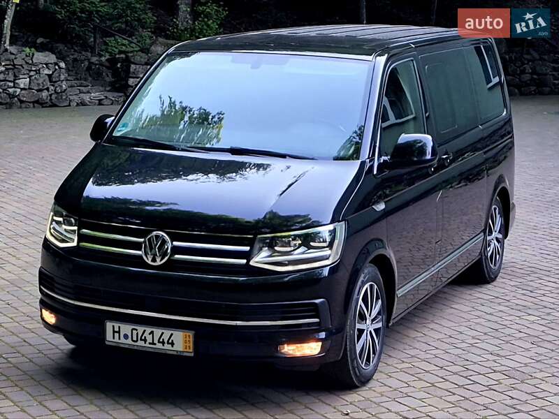 Минивэн Volkswagen Multivan 2017 в Сваляве