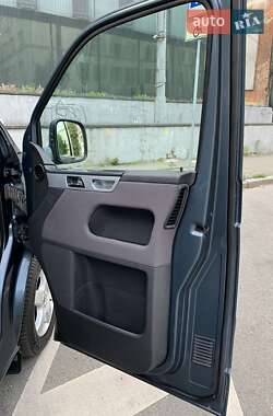 Минивэн Volkswagen Multivan 2008 в 