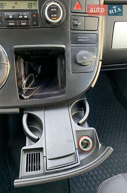 Минивэн Volkswagen Multivan 2008 в 