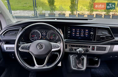 Минивэн Volkswagen Multivan 2020 в 