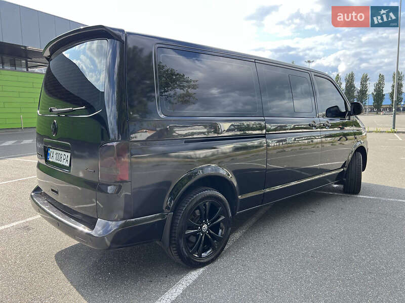 Минивэн Volkswagen Multivan 2010 в Киеве