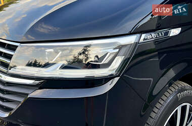 Минивэн Volkswagen Multivan 2020 в 