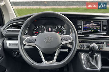 Минивэн Volkswagen Multivan 2020 в 