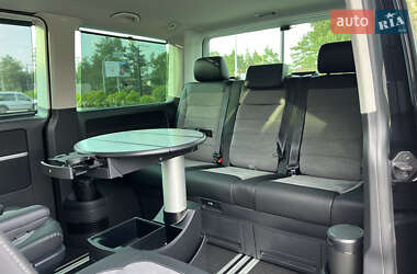 Минивэн Volkswagen Multivan 2020 в 