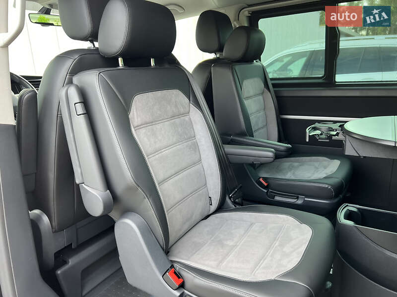Минивэн Volkswagen Multivan 2020 в Киеве