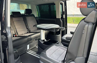 Минивэн Volkswagen Multivan 2020 в 