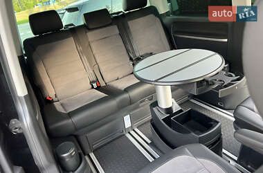 Минивэн Volkswagen Multivan 2020 в 