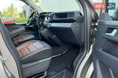 Минивэн Volkswagen Multivan 2020 в 