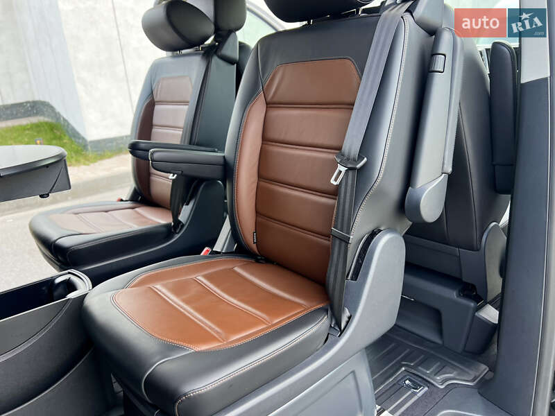 Минивэн Volkswagen Multivan 2020 в Киеве