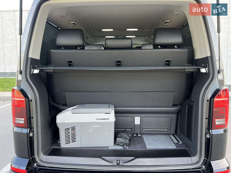 Минивэн Volkswagen Multivan 2020 в Киеве