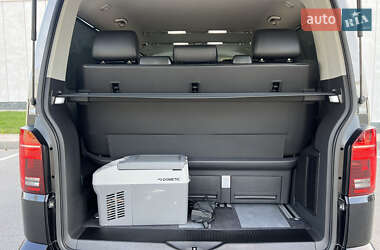 Минивэн Volkswagen Multivan 2020 в 
