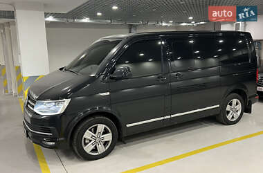 Минивэн Volkswagen Multivan 2016 в 