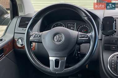 Минивэн Volkswagen Multivan 2014 в 