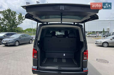 Минивэн Volkswagen Multivan 2021 в 