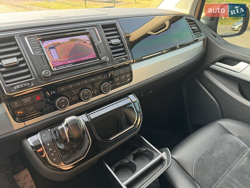 Минивэн Volkswagen Multivan 2018 в Луцке
