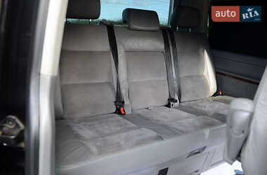 Минивэн Volkswagen Multivan 2009 в 