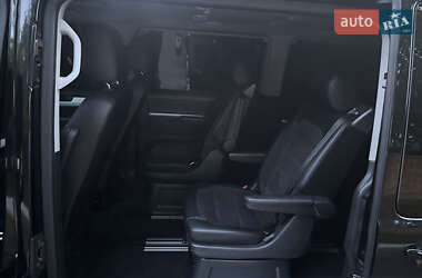 Минивэн Volkswagen Multivan 2016 в 