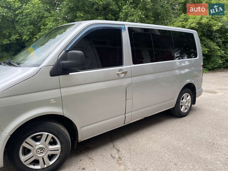 Минивэн Volkswagen Multivan 2006 в Черкассах